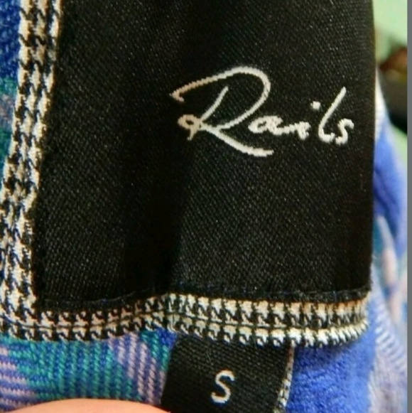 Rails Britt Plaid Flannel Button Down Shirt - Picture 4 of 6